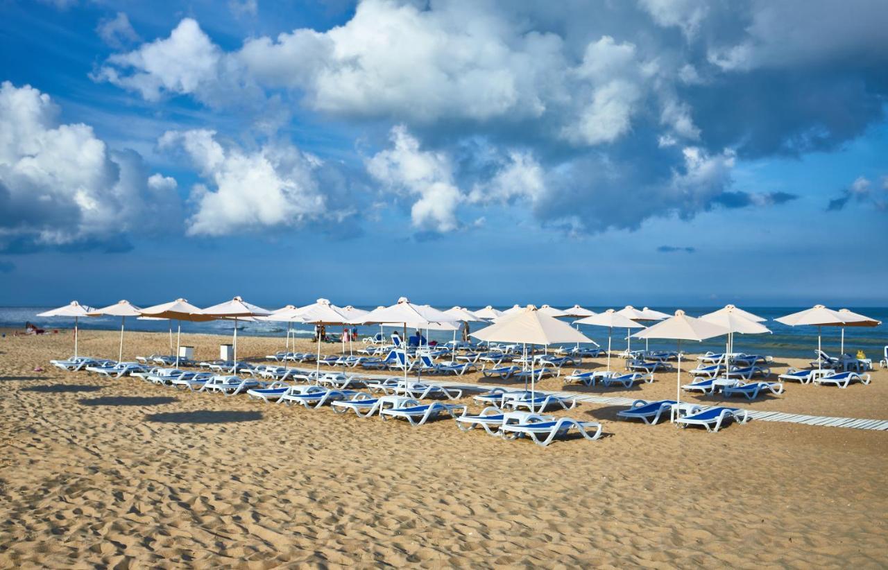 Bugaz Sea View Hotel Gribovka Buitenkant foto