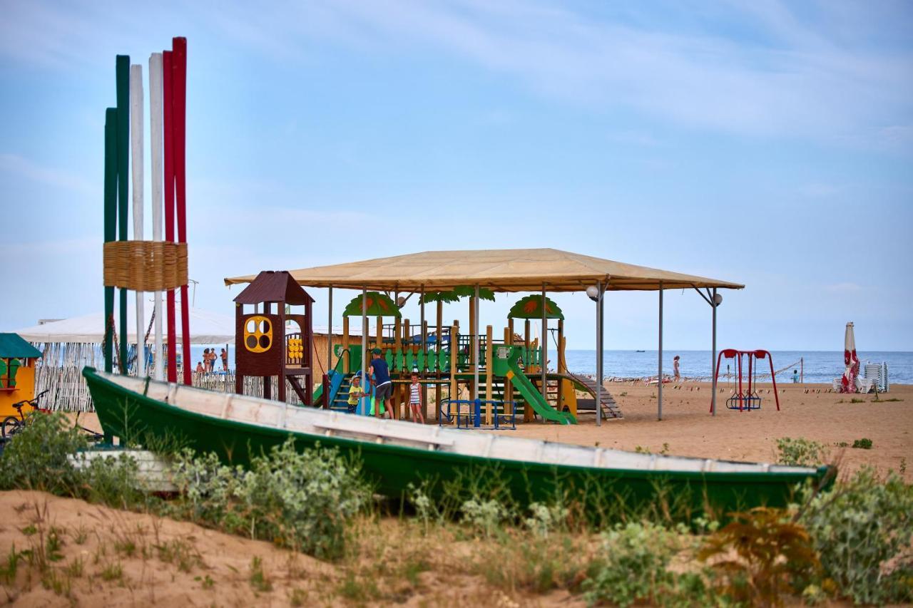 Bugaz Sea View Hotel Gribovka Buitenkant foto