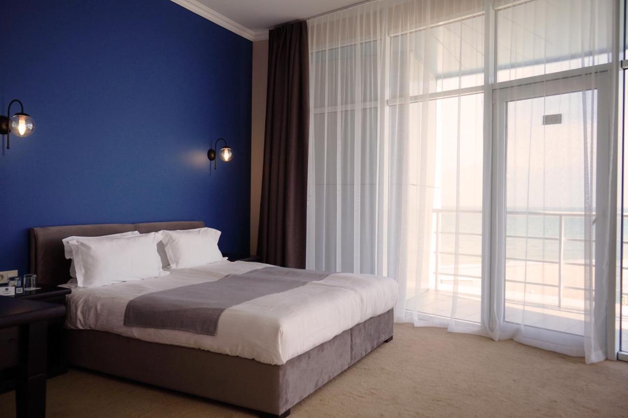 Bugaz Sea View Hotel Gribovka Buitenkant foto