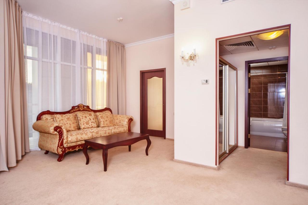 Bugaz Sea View Hotel Gribovka Buitenkant foto