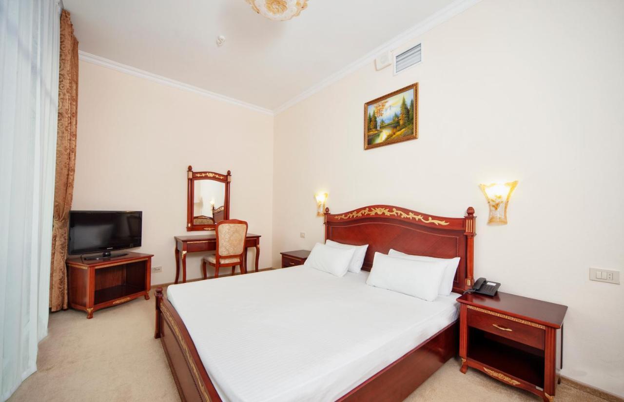 Bugaz Sea View Hotel Gribovka Buitenkant foto